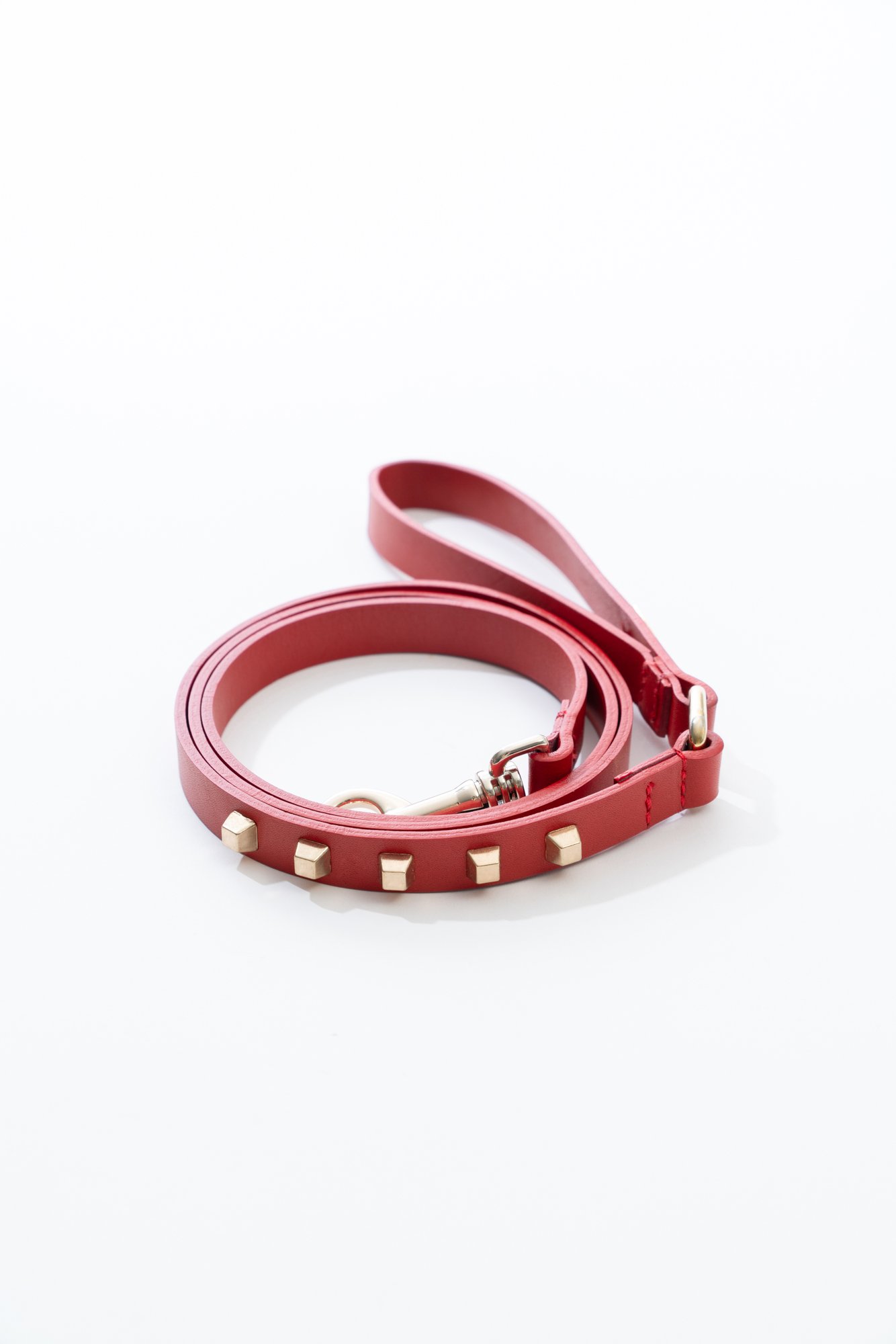 LEATHER MADE LEASH WITH STUDS