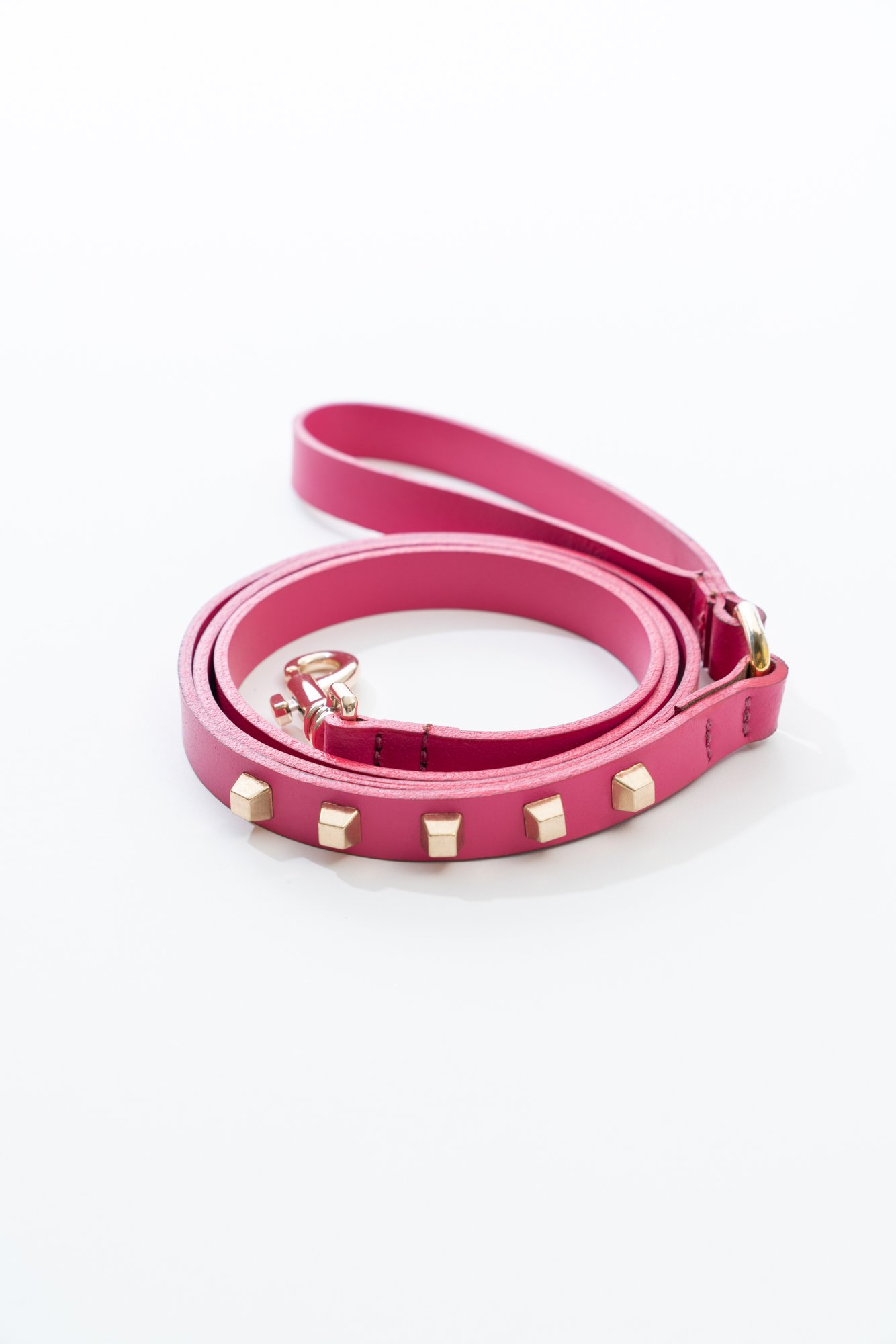 LEATHER MADE LEASH WITH STUDS