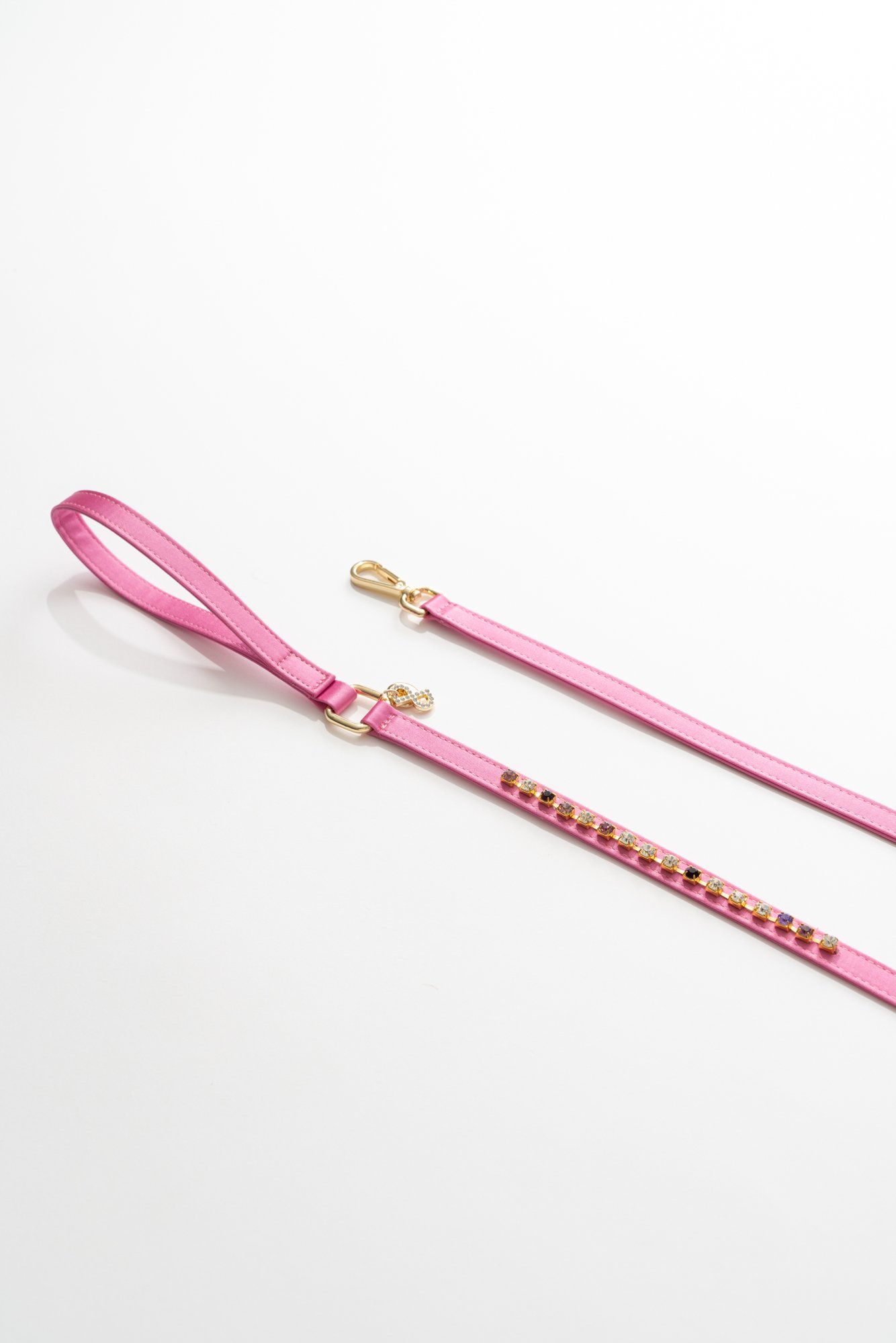 SATIN LEASH PA0094