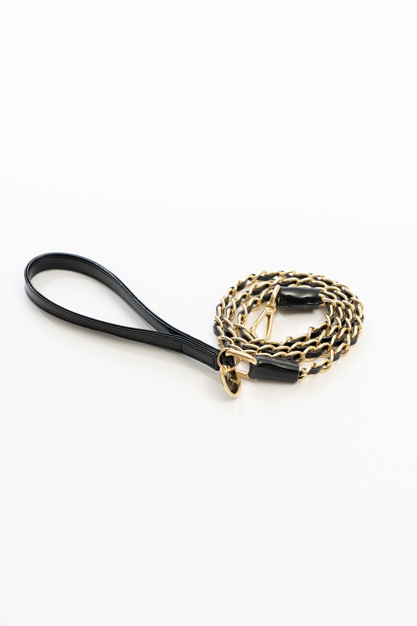 PATENT LEATHER LEASH WITH GOLDEN CHAIN